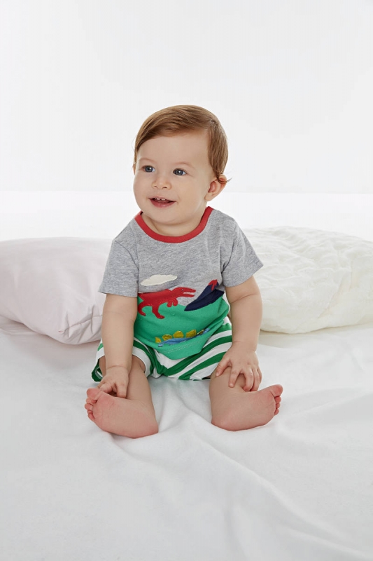 سيت اطفال من عمر 3 الى 24 شهر